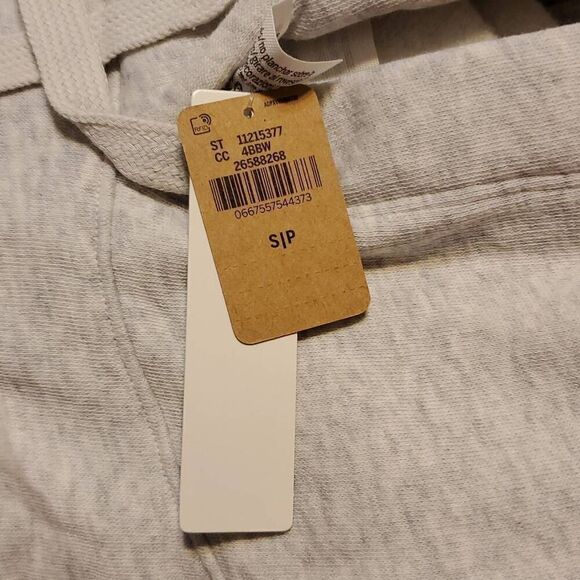 NWT VICTORIA SECRET LOGO OPEN HEM CAMPUS SWEATSHIRT - Picture 6 of 6